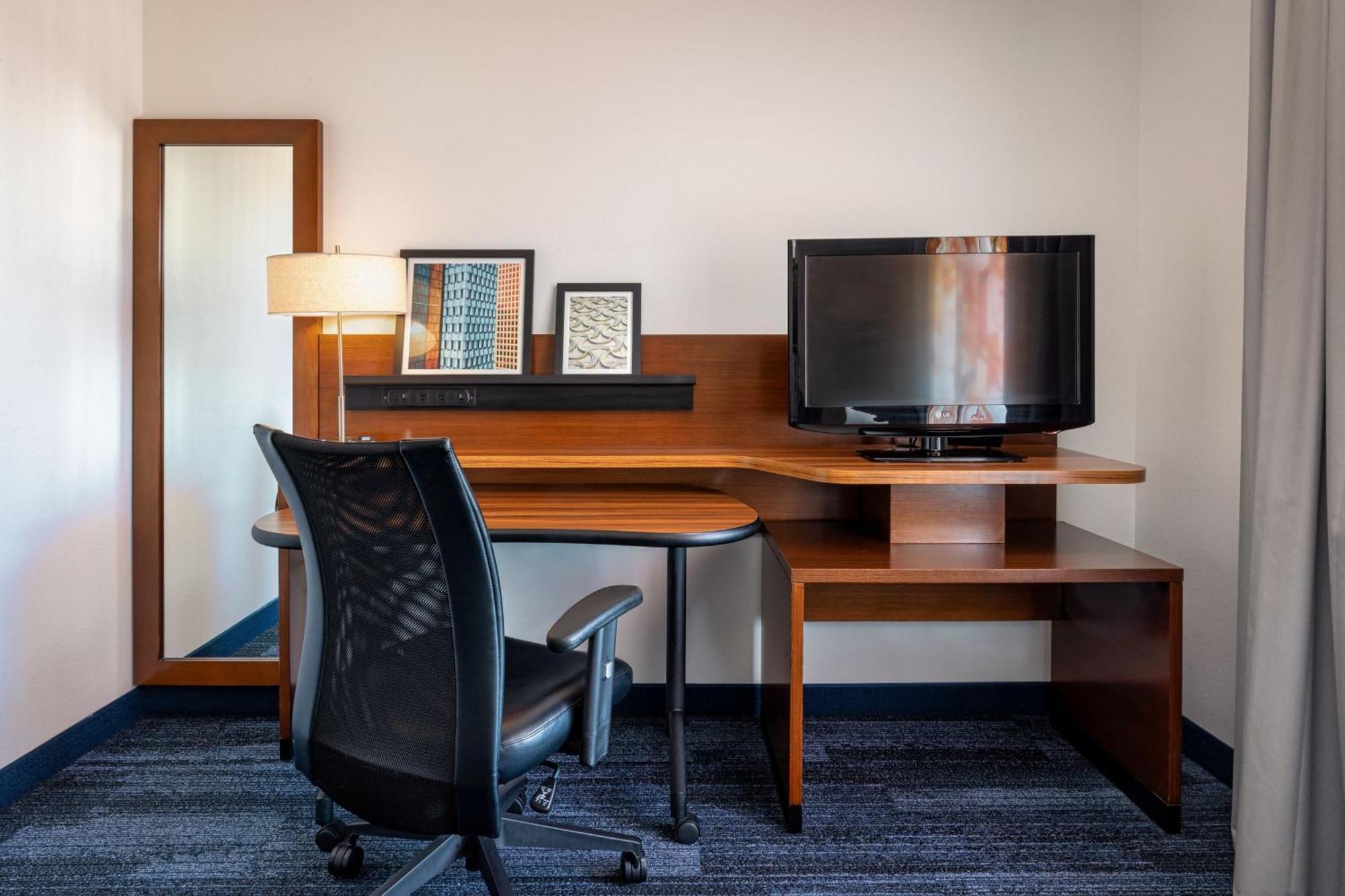 Fairfield Inn & Suites By Marriott Smithfield Zewnętrze zdjęcie