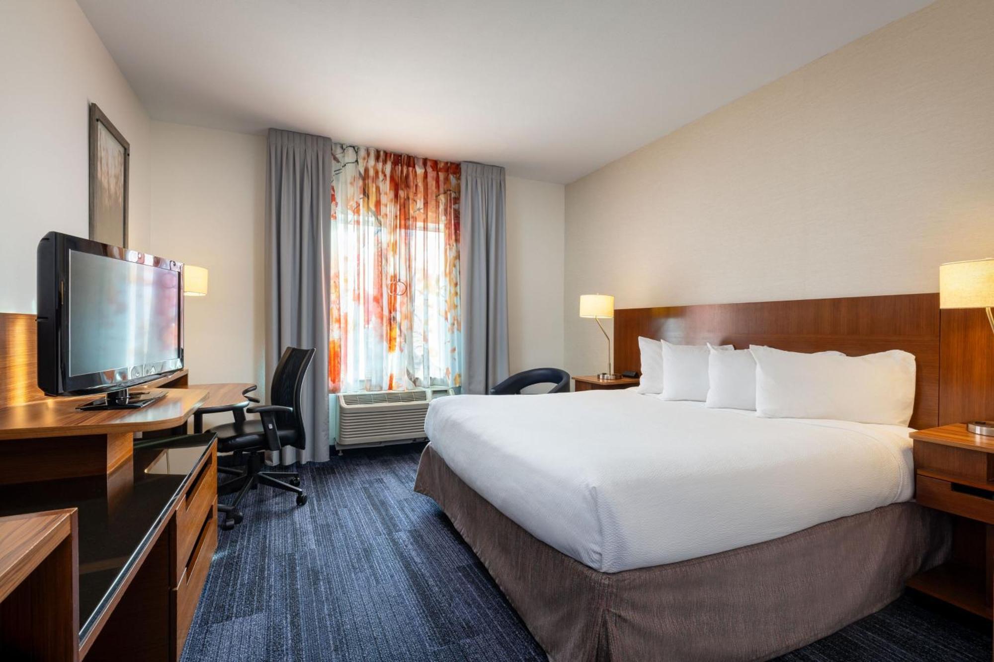 Fairfield Inn & Suites By Marriott Smithfield Zewnętrze zdjęcie